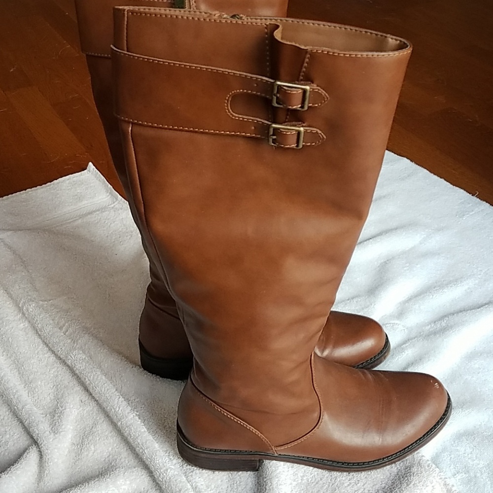 Kenneth Cole Brown Faux Leather size 9